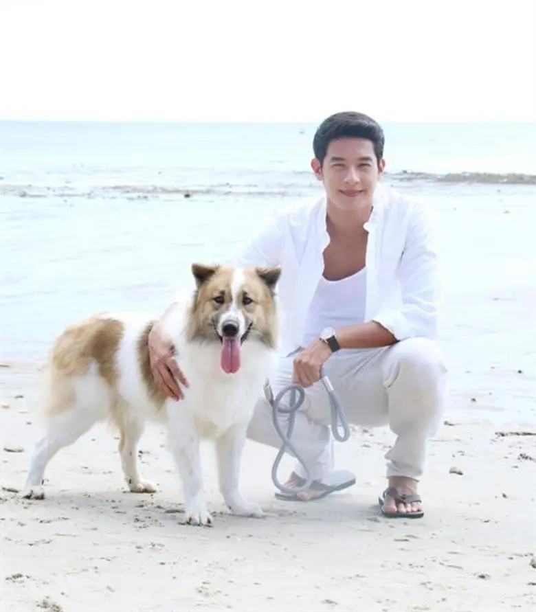 “เพื่อน- คณิน” เป็นปลื้ม เล่น “ ริมฝั่งน้ำ” ได้ร่วมงานนักแสดงอาวุโสระดับตำนาน สุดอบอุ่น