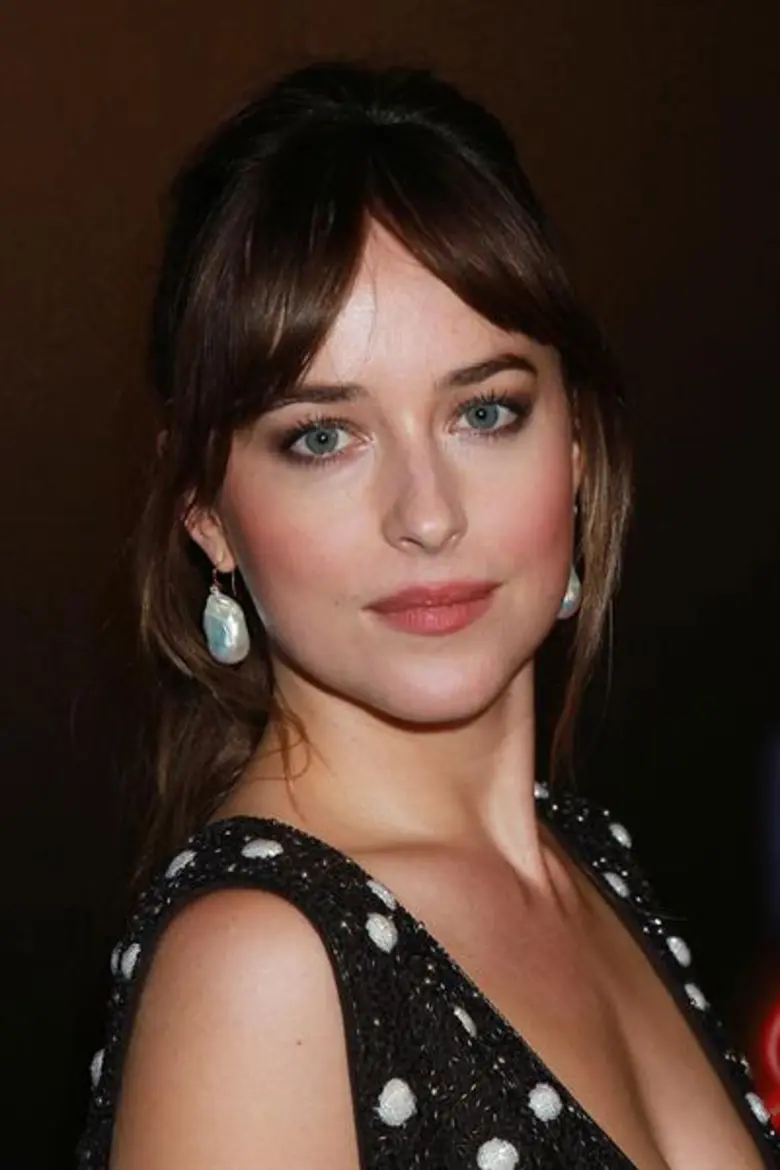 ถึงคิวของ 2 สาว ซินเธีย เอริโว่ และดาโกต้...