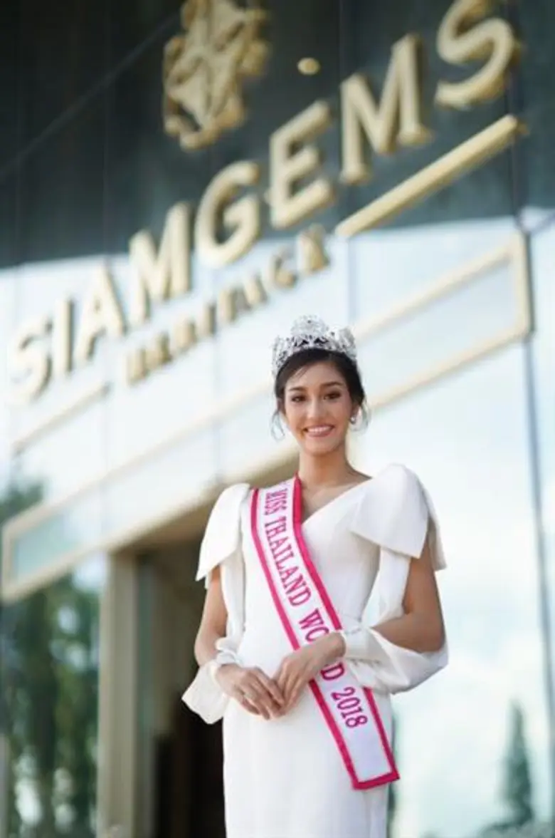 หลังจากมงลงได้ไม่นาน นิโคลีน พิชาภา ลิมศน...