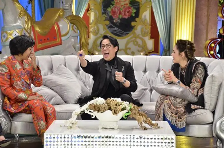 ทีวีไกด์: รายการ “3 แซบ” “เบิร์ด-ธงไชย” กระจายพลังบวก แนะเติมไฟวิถีซุป’ตาร์ ใน '3 แซบ’