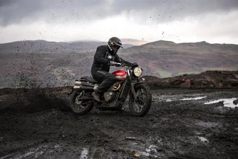 "ไทรอัมพ์ มอเตอร์ไซเคิลส์" พาเจาะลึก 5 จุ...