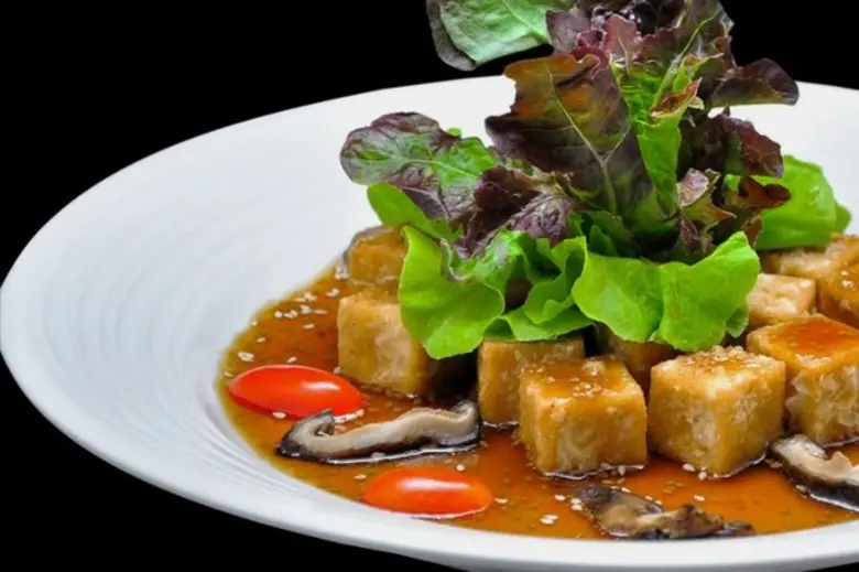 อิ่มท้อง อิ่มใจ ได้บุญ ต้อนรับเทศกาลถือศีลกินเจ ที่โรงแรมเอเชีย กรุงเทพ	