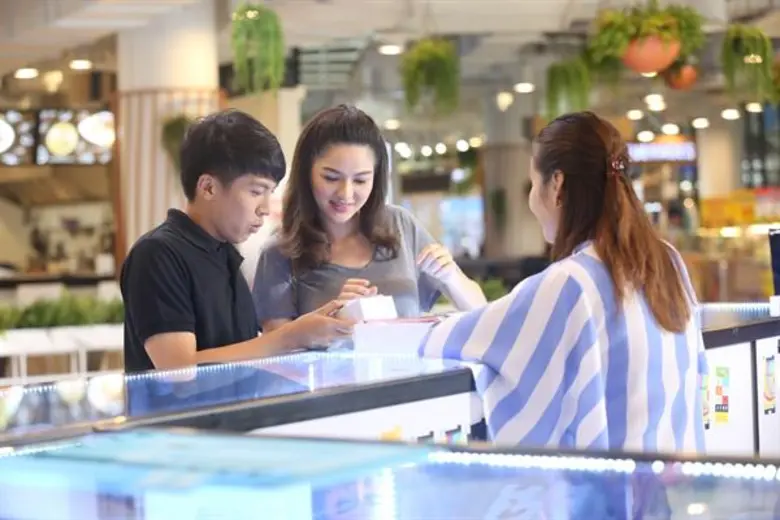 ทีวีไกด์: เรื่องย่อละคร “มนต์ฮักทรานซิสเตอร์” ออกอากาศวันที่ 6 - 7 ตุลาคม 2561 เวลา 17.00 น. ทางช่อง GMM25