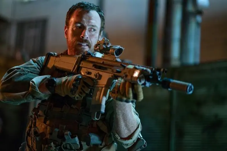 Movie Guide: ผ่า 60 วินาทีระห่ำนันสต๊อป ตัวอย่างใหม่ "HUNTER KILLER" ปฏิบัติการเรือดำน้ำเพชฌฆาต กระหน่ำฉากเดือดอ้าปากค้าง!