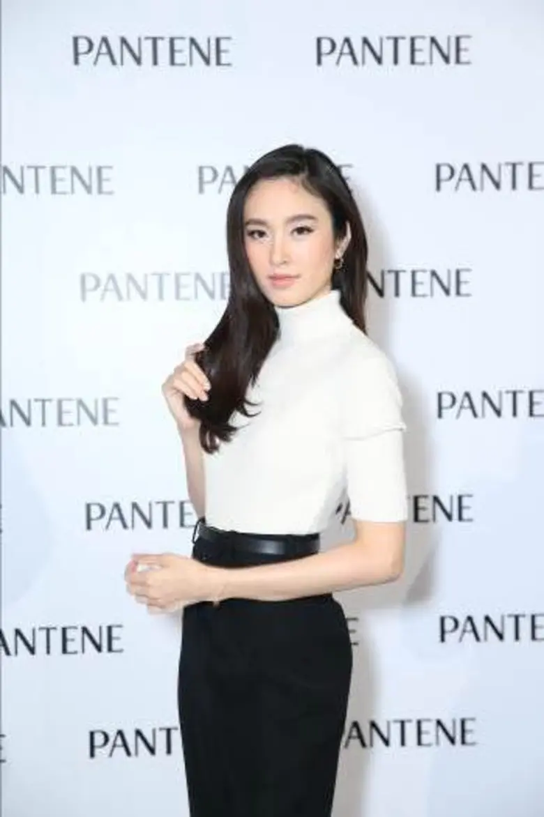 รูปลักษณ์ภายนอก อาชีพการงาน การศึกษา หรือ...