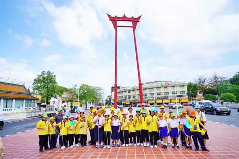 เคทีซีจัดกิจกรรม “เคทีซีชวนน้องใช้กายสัมผัสเรียนรู้ประวัติศาสตร์และภูมิปัญญาไทย”