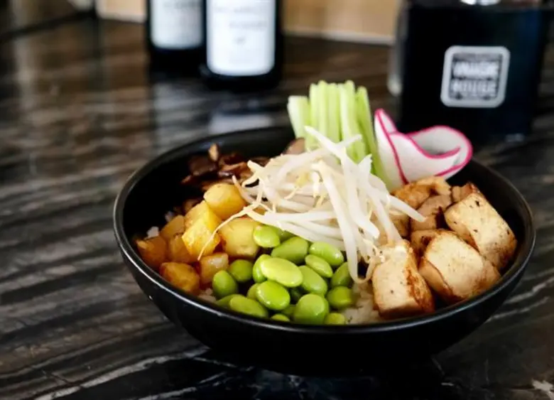 เลื่องชื่อในความหลากหลายของการบริการและคว...