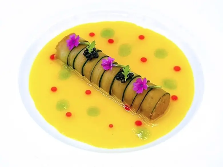 โรงแรมอนันตรา สยาม กรุงเทพ นำเสนอเซ็ตดินเ...