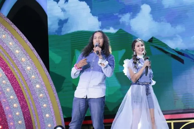 ยิ้มไม่หุบ! “แอร์-จ๊ะจ๋า” สุดปลื้ม “แม็กซ์-ตุลย์-ซีเกมส์” บุกหว่านเสน่ห์กลางรายการ