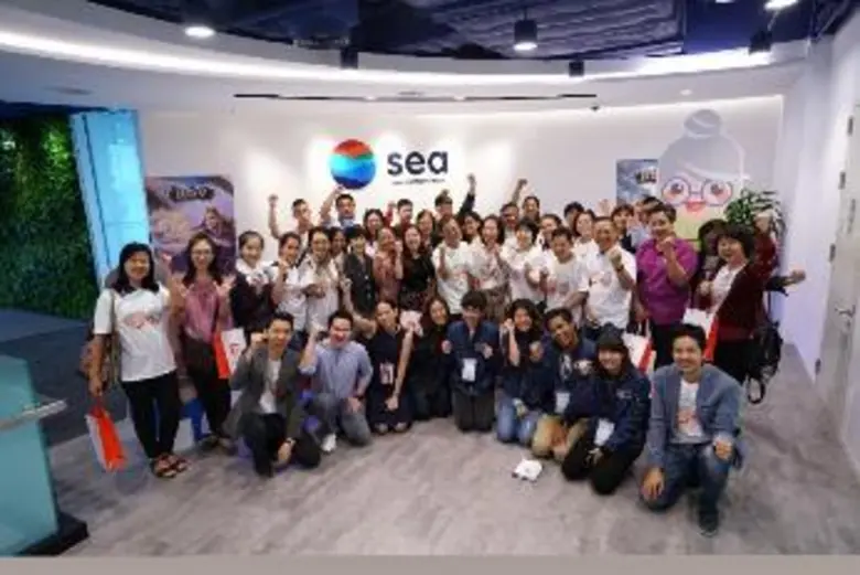 ROV x Young Happy ชวนวัยเก๋าเขย่าโลก ROV ตีป้อม ถล่มบอสในเวิร์คช็อปสุดสร้างสรรค์ “ROV for Young Happy”