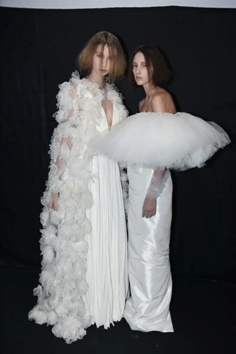 “เมชมิวเซียม อาร์ติซานัล คอลเลกชั่น” คอลเลกชั่นที่เผยเสน่ห์แสนโรแมนติกและเป็นปัจเจกของชุดเจ้าสาว ในงาน “เดอะ ป๊อป กูตูร์ คลับ”