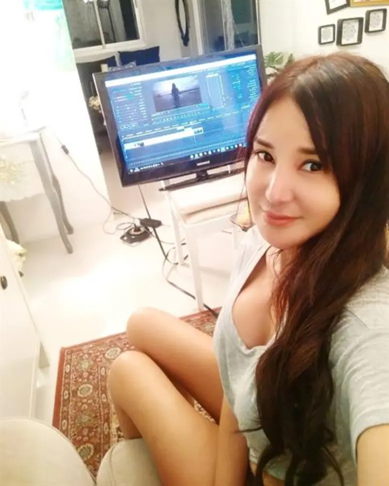 เปิ้ล ไอริณ เซ็กซี่ไม่เคยว่างรัก หันจับธุรกิจเบื้องหลัง