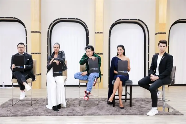 วันอาทิตย์นี้ได้เวลาเลือกกันซะที! อยากเชี...