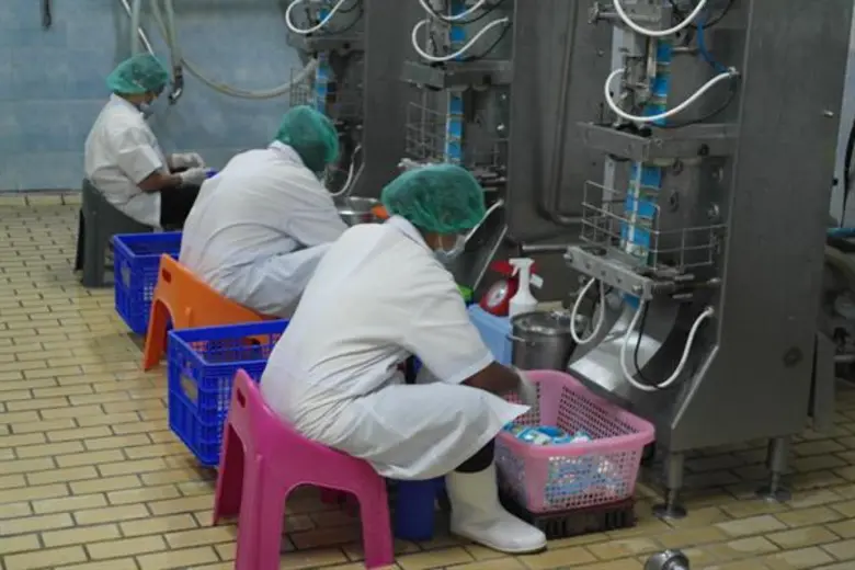 โครงการไทยนิยม ยั่งยืน ต่อยอดธุรกิจสหกรณ์โคนมสอยดาว จำกัด เพิ่มประสิทธิภาพการผลิตนมพาสเจอร์ไรส์ให้ได้มาตรฐาน