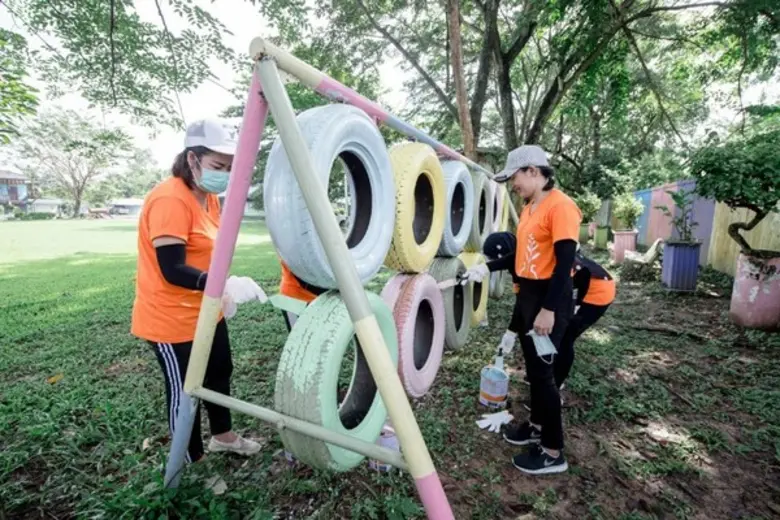 ความสุขเกิดขึ้นได้จากการแบ่งปัน มิตรภาพดี...