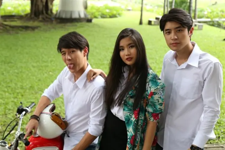 ทีวีไกด์: รูทีนซิทคอม "เสือ ชะนี เก้ง Freshy เปิดตำนานแก๊ง 3 ทหารเสือ" ตอนจบ ออกอากาศวันอังคารที่ 9 ตุลาคม 2561 เวลา 20.00 น. LINE TV