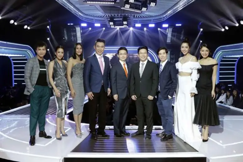 การเปลี่ยนโฉมครั้งสำคัญกำลังจะเกิดขึ้นอีกครั้ง พร้อม 4 พิธีกรใหม่ที่คุณต้องร้องว้าว ในรายการ Let Me In Thailand Season 4 Reborn เริ่ม อาทิตย์ที่ 21 ต.ค.นี้