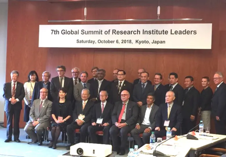 นายวิรัช จันทรา รองผู้ว่าการกลุ่มบริการอุ...