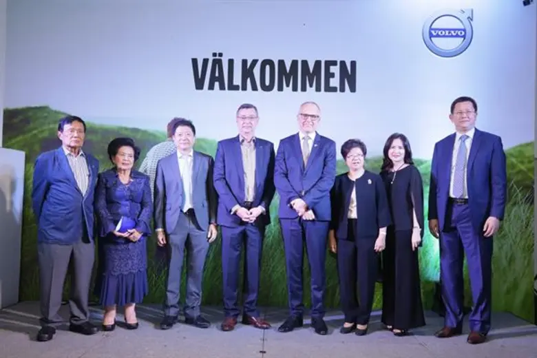 มร.สเตฟฟาน เฮอร์สตรอม เอกอัครราชทูตสวีเดน...