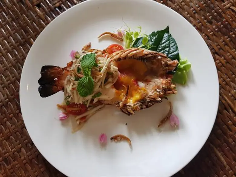 เชพนูรอ โซ๊ะมณี สเต็ปเป้ ผู้ก่อตั้งโรงเรี...