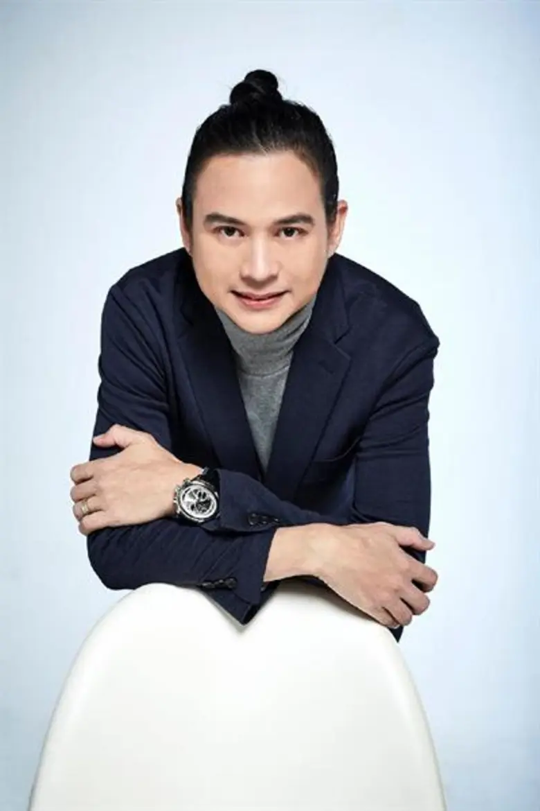 เห็นเป็นหนุ่มเซอร์แบบนี้แต่ใครจะคิดละว่า ...