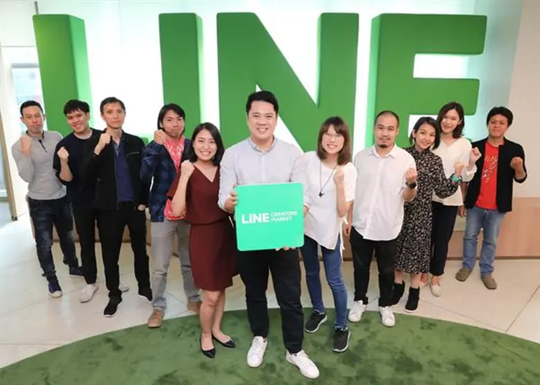 นายกณพ ศุภมานพ ผู้อำนวยการฝ่ายกลุ่มธุรกิจ...