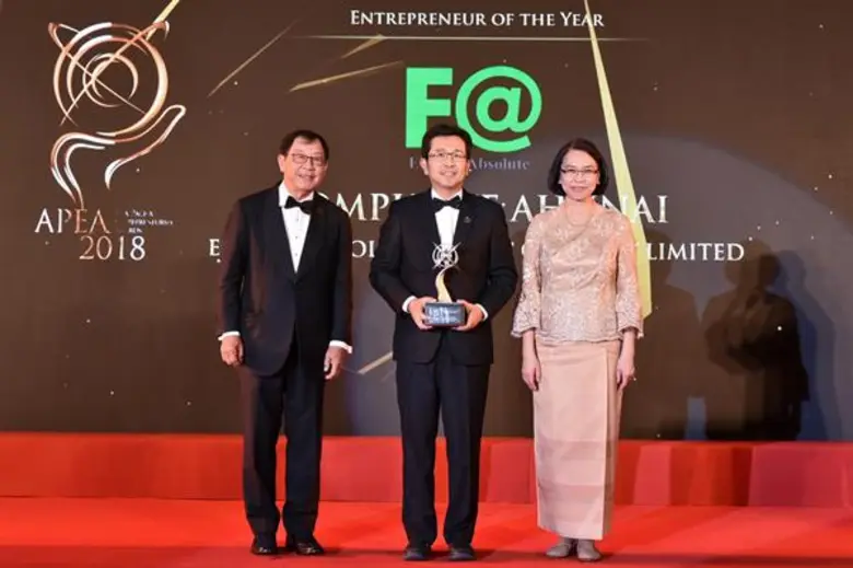 นายสมโภชน์ อาหุนัย ประธานเจ้าหน้าที่บริหา...