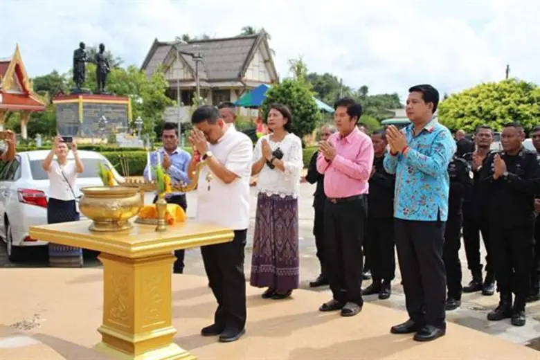 วธ.รวมพลังประชารัฐชายแดนใต้ร่วมสืบสานประเพณี "สารทเดือนสิบ"