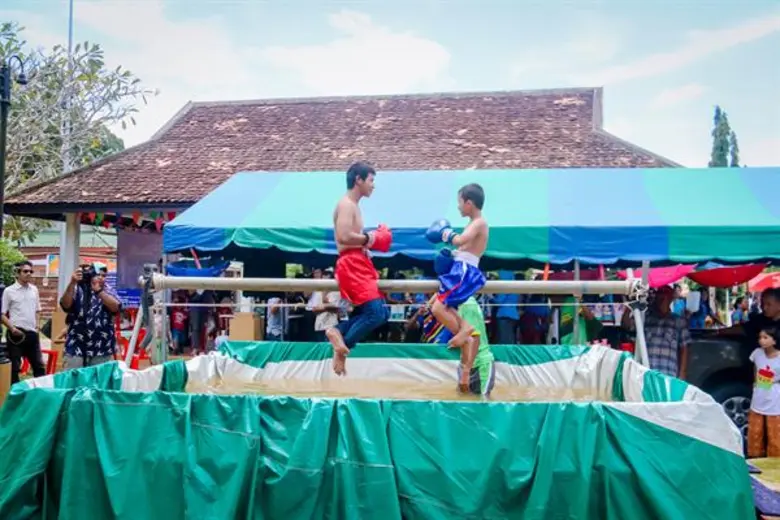 วธ.รวมพลังประชารัฐชายแดนใต้ร่วมสืบสานประเพณี "สารทเดือนสิบ"