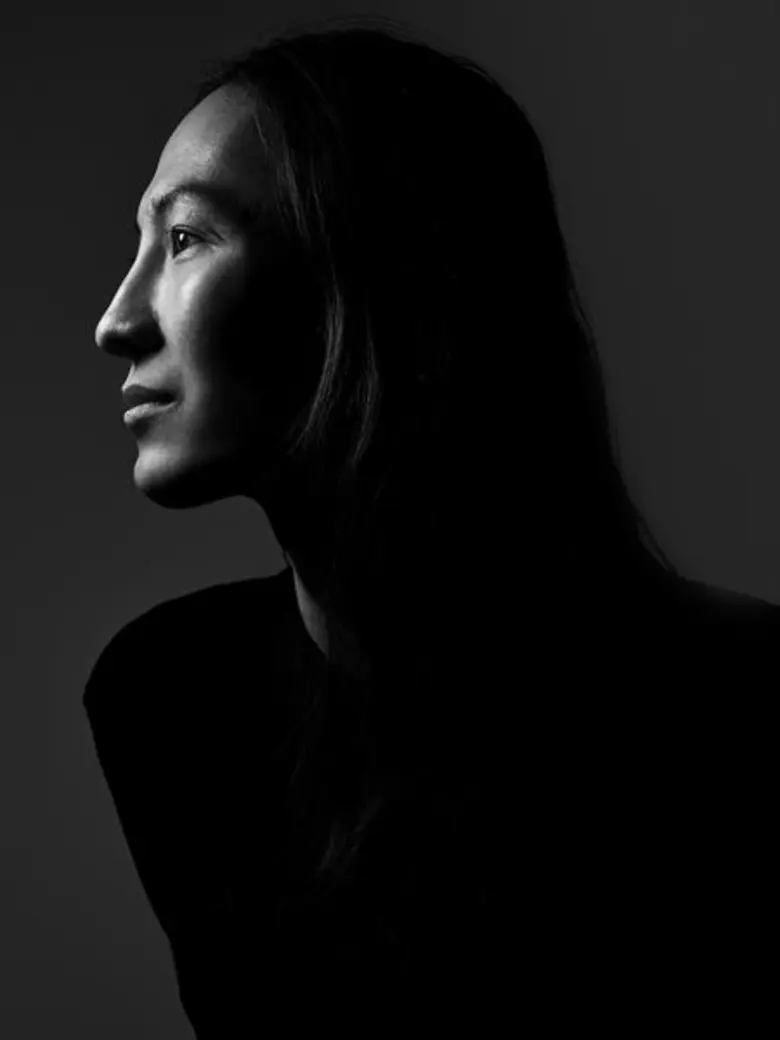 ยูนิโคล่หวนร่วมงานกับอเล็กซานเดอร์ แวง ดี...