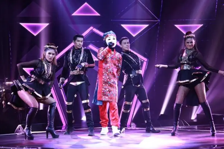 หลังจากจบ THE MASK PROJECT A ไปหมาดๆ ก็ต่...