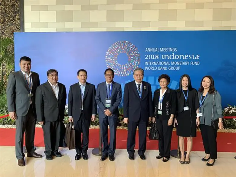 นายอภิศักดิ์ ตันติวรวงศ์ รัฐมนตรีว่าการกร...