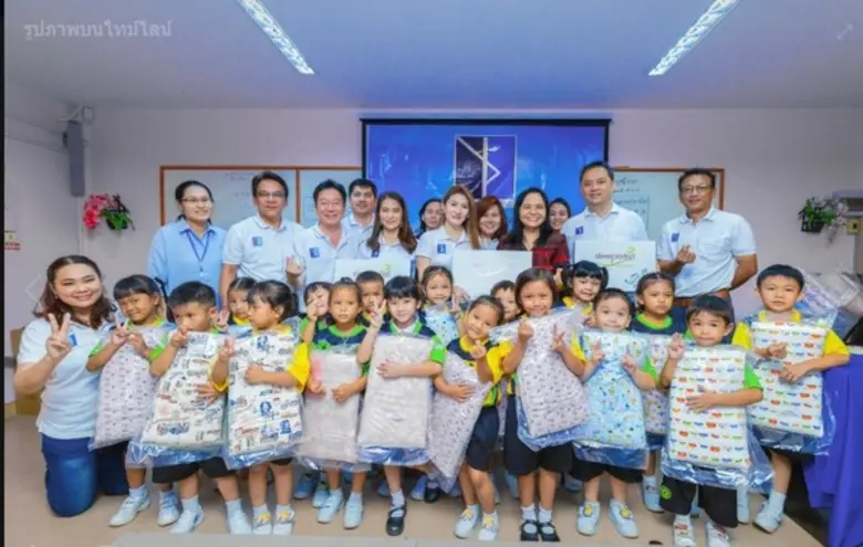 คุณปทุมพร ตรีวิศวเวทย์ กรรมการผู้จัดการ แ...