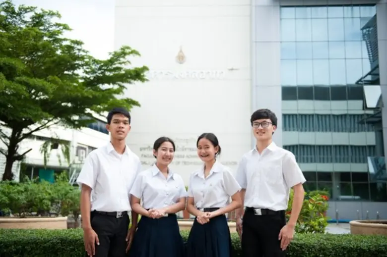 รศ.สุภัทรา โกไศยกานนท์ อธิการบดีมหาวิทยาล...