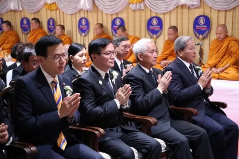 สมเด็จพระอริยวงศาคตญาณ สมเด็จพระสังฆราช สกลมหาสังฆปริณายก เสด็จมาทรงเป็นประธานในพิธีเปิด อาคารสำนักงานใหญ่ ทิพยประกันภัย จำกัด (มหาชน)