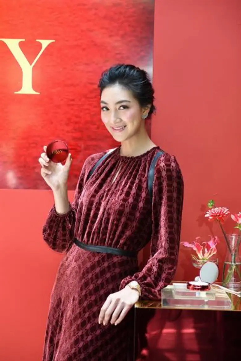 ขวัญใจแฟนคลับทุกวัยแถมเก่งทุกมิติจริงๆ สำ...