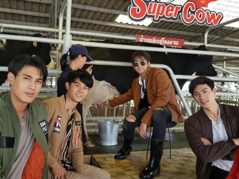 ทีวีไกด์: รายการ "บานาน่า ซ่าส์ซี้ด" บุกฟาร์มสวมมาดคาวบอย แล้วตวัดแป้ง ปรุงกระหรี่ปั๊บไส้ใหม่ แหนม หนอนทอด!!!