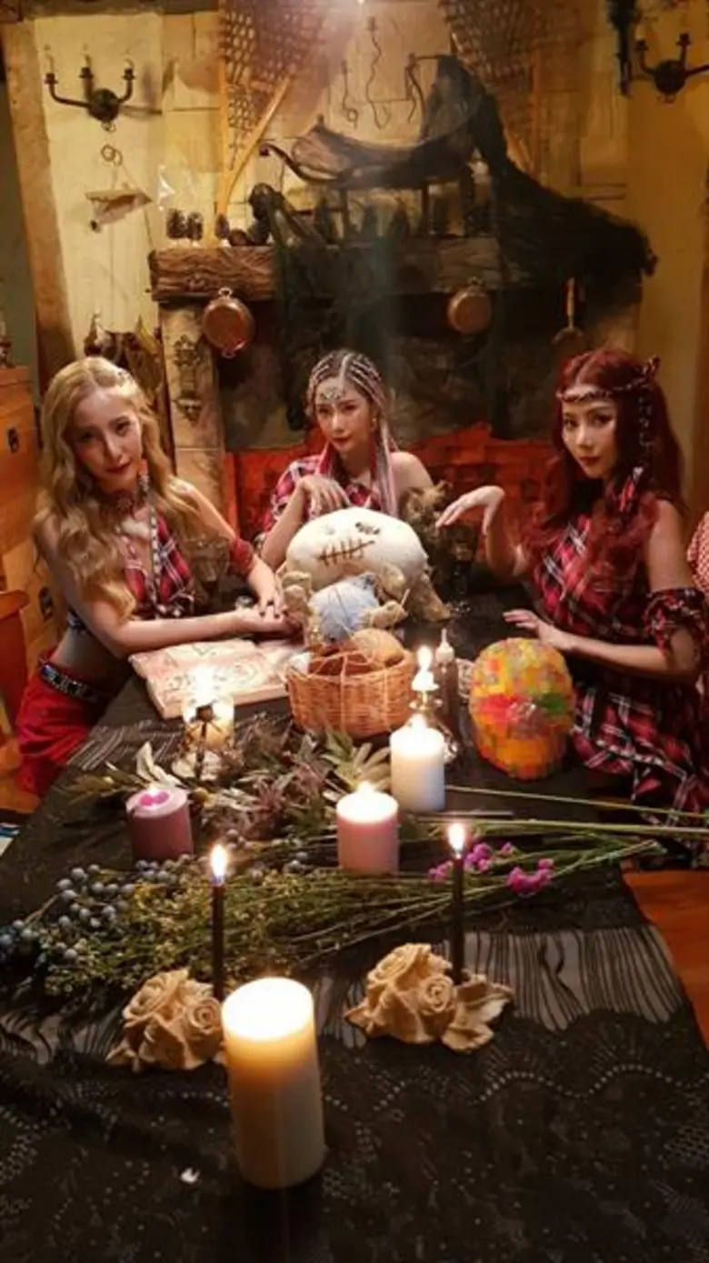 3 สาว JNP พลิกลุคส์ใหม่! เปรี้ยวซ่าสไตล์ “กุ้ง คูนิต้า” พร้อมเปิดตัวซิงเกิลใหม่ “หมอนเน่า”