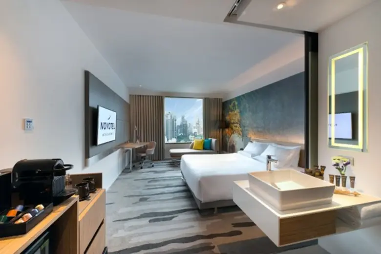 โรงแรมโนโวเทล ไอบิส สไตล์ กรุงเทพ สุขุมวิ...