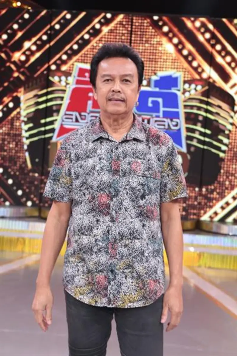 ทีวีไกด์: รายการ “กิ๊กดู๋ สงครามเพลงเงาเสียง”  อายุแค่ตัวเลข! 'น้าหมู–พงษ์เทพ’ โชว์สเต็ปลวดลายวัยเก๋าเอาใจแฟนเพลงเพื่อชีวิต ใน 'กิ๊กดู๋ฯ’