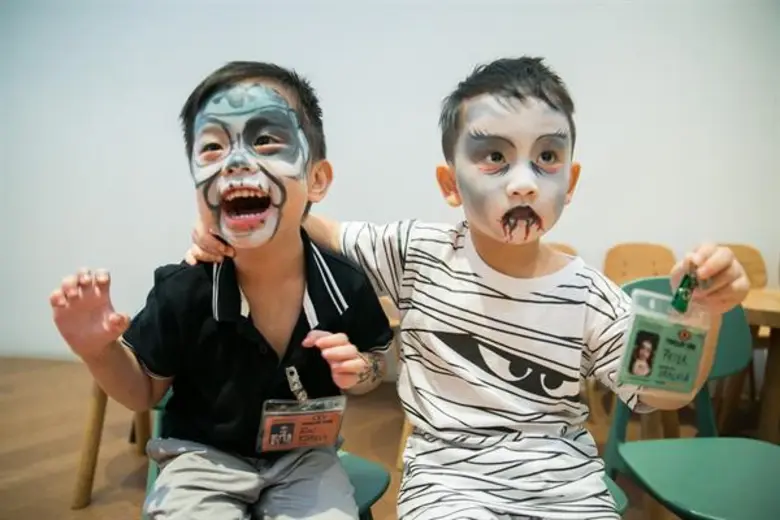 TRICK OR TREATS! Halloween นี้ มาสนุกด้วยกันที่ OPEN HOUSE Central Embassy