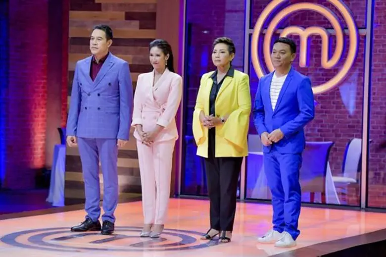 ทีวีไกด์: รายการ “มาสเตอร์เชฟ จูเนียร์ ประเทศไทย”  น้องๆ “มาสเตอร์เชฟ จูเนียร์”อึ้ง !!ชีวิตเหมือนฝัน “เชฟป้อม-เชฟเอียน-พี่อิ๊งค์” จัดวัตถุดิบเลอค่า