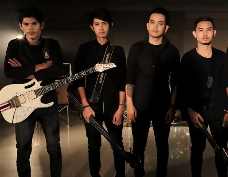 เคยส่งเพลงช้าเนื้อหาเศร้าซึ้งโดนใจแฟนเพลง...