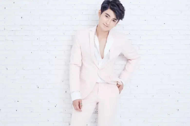 ประสบความสำเร็จจากผลิตภัณฑ์ นีออนไวท์ จนก...