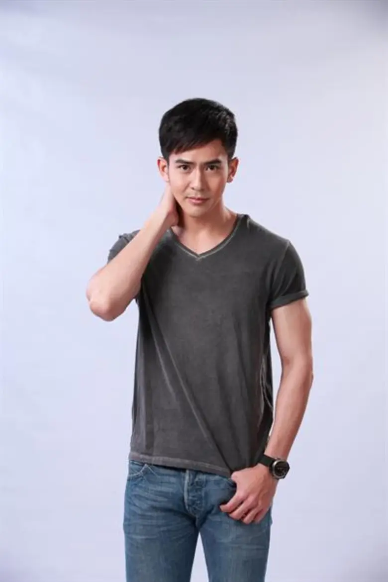 เต้ย พงศกร หนุ่มอบอุ่นละมุนขวัญใจสาวๆ ในละครประกาศิตกามเทพ