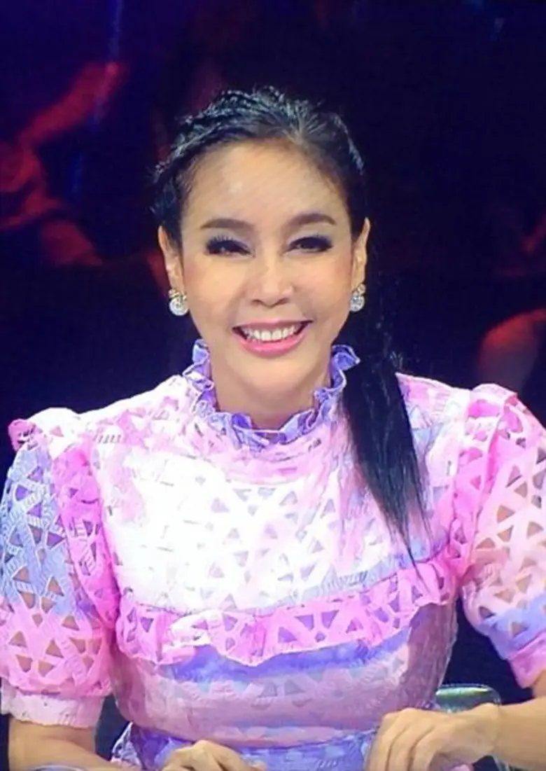 ดาราสาวอารมณ์ดี "ผัดไท ดีใจ ดีดีดี" และผอ...