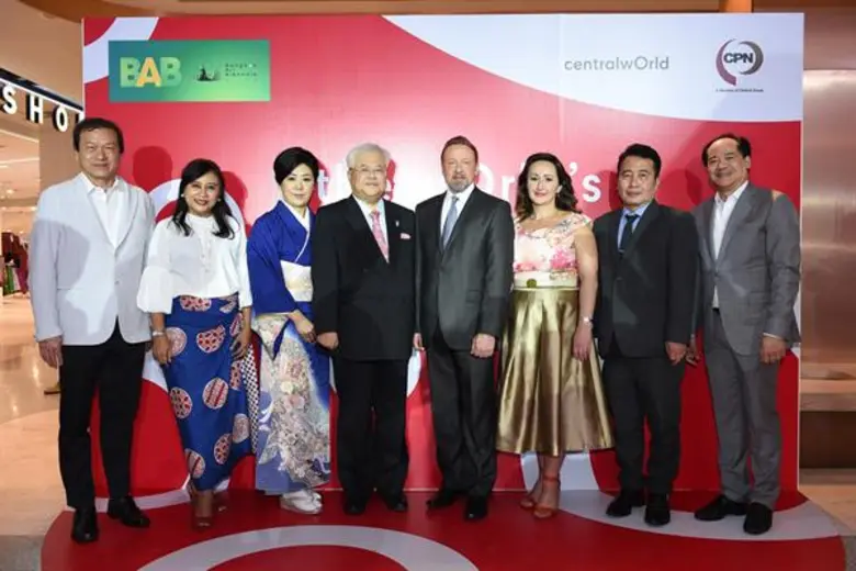 นพดล ภาคพรต รองผู้ว่าการด้านตลาดในประเทศ ...