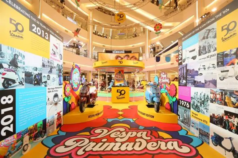 เวสป้า พรีมาเวร่า ฉลองครบรอบ 50 ปีอย่างยิ่งใหญ่ ตอกย้ำความสนุกแห่งการขับขี่เหนือกาลเวลาด้วยรุ่นอิดิชั่นพิเศษจำนวนจำกัด “Vespa Primavera 50th Anniversary Edition”
