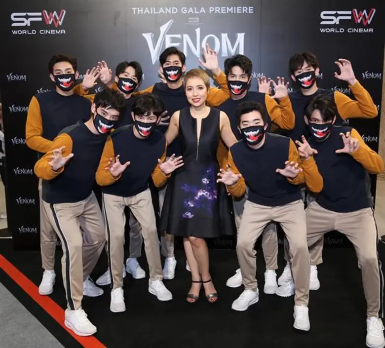 โซนี่ “เวน่อม” ฝังเขี้ยวถล่มบ๊อกซ์ ออฟฟิศไป 205 ล้านเหรียญทั่วโลก ทุบสถิติตัวเลขเปิดตัวหนังเดือนตุลาคมในเกือบทุกตลาดไทยเตรียมโหนกระแสความแรงเปิดตัวช่วงวันหยุดยาว 11 ตุลาคมนี้