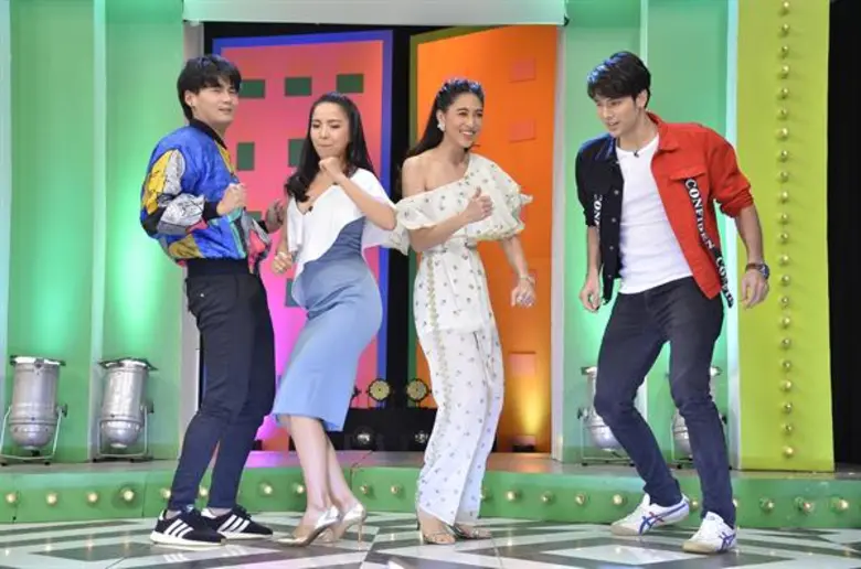 ทีวีไกด์: รายการ “ศึก 12 ราศี” แบบนี้ก็ได้เหรอ!! “ฮั่น-อิสริยะ”ทายตัวเองมีเกณฑ์ รักล่มเพราะโซเชียล